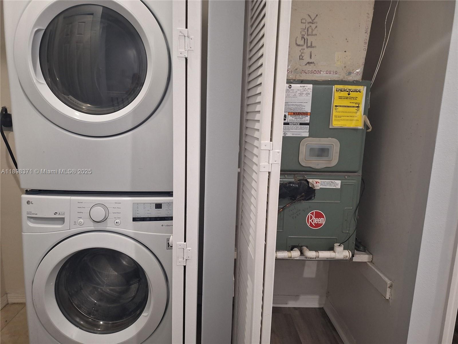 MARBELLA COVE - Residential