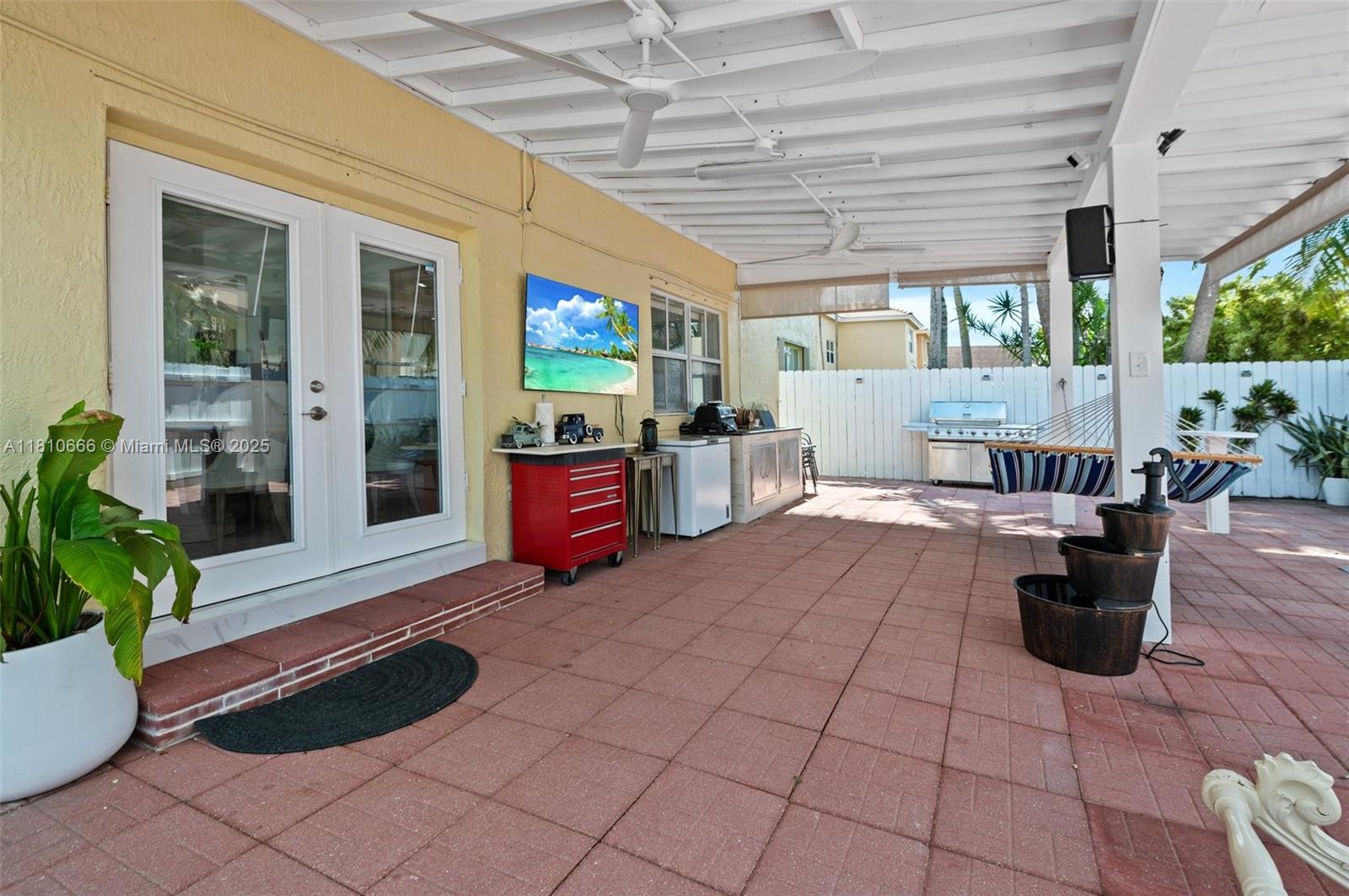 MIRAMAR PATIO HOMES - Residential