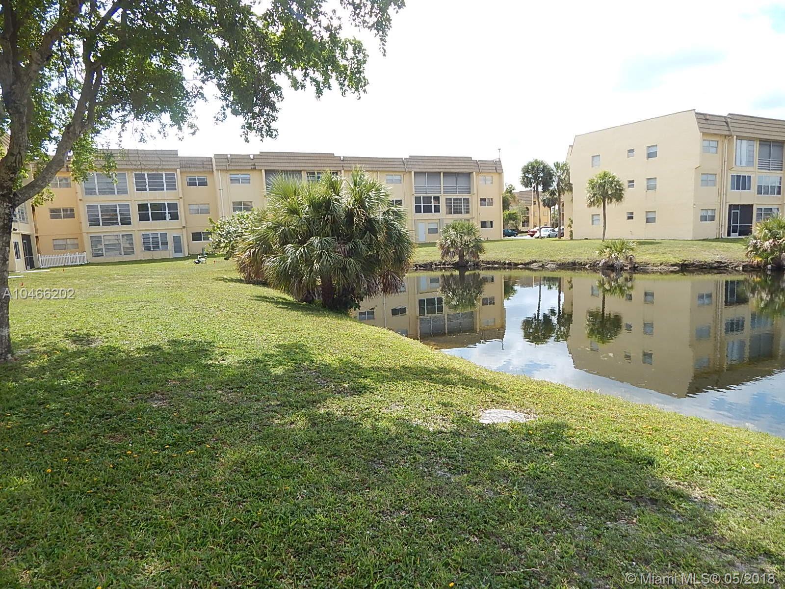 SUNRISE LAKES 40 CONDO - Residential Lease