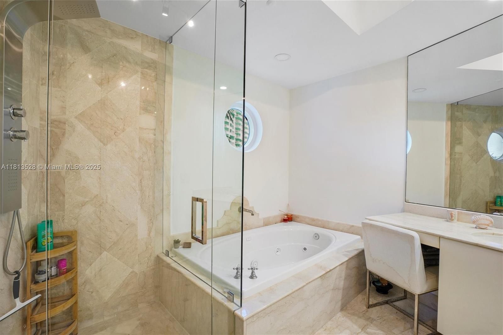 CONTINUUM ON SOUTH BEACH - Residential Lease