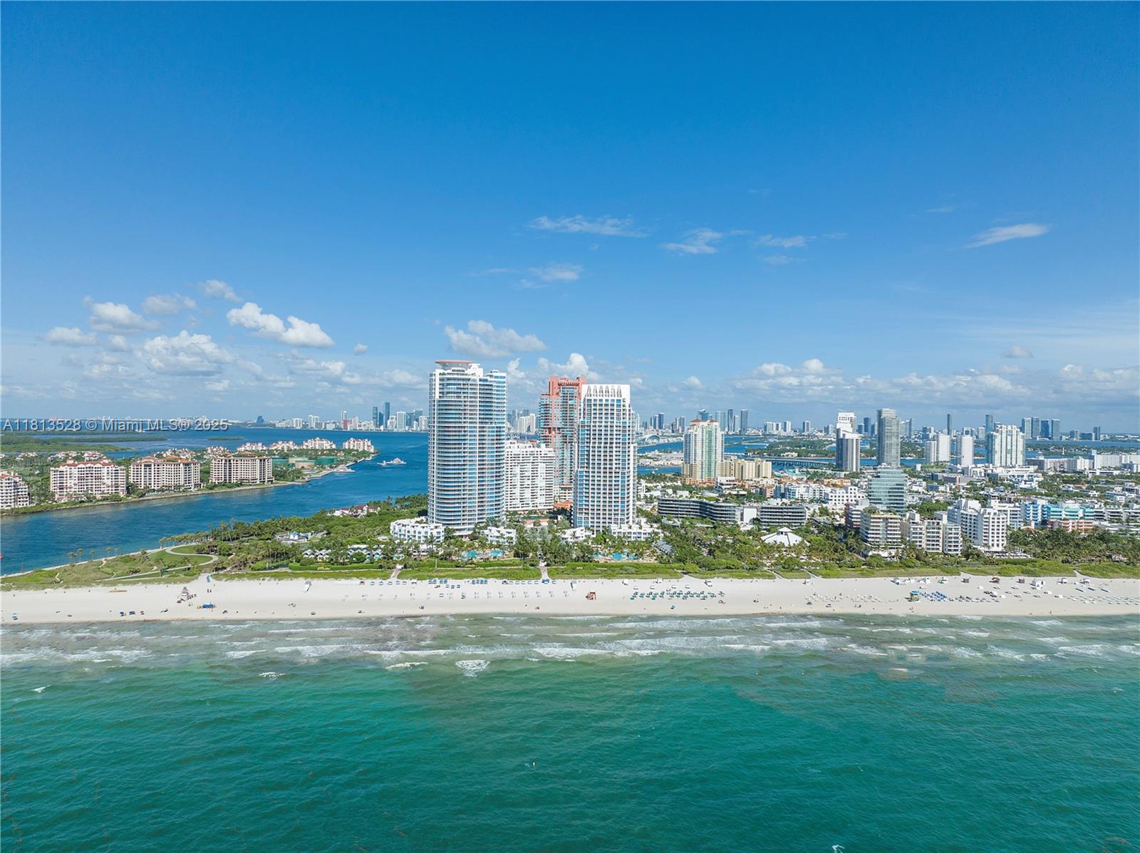 Rental Property at 100 S Pointe Dr Th-15, Miami Beach, Miami-Dade County, Florida - Bedrooms: 3 
Bathrooms: 3  - $17,500 MO.