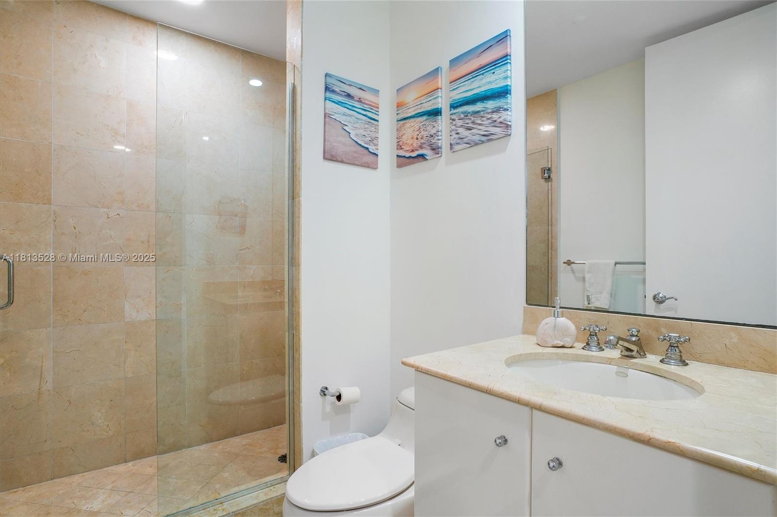 CONTINUUM ON SOUTH BEACH - Residential Lease