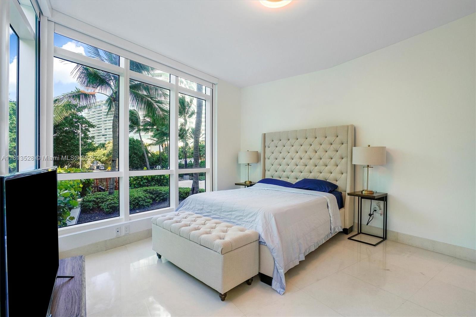 CONTINUUM ON SOUTH BEACH - Residential Lease