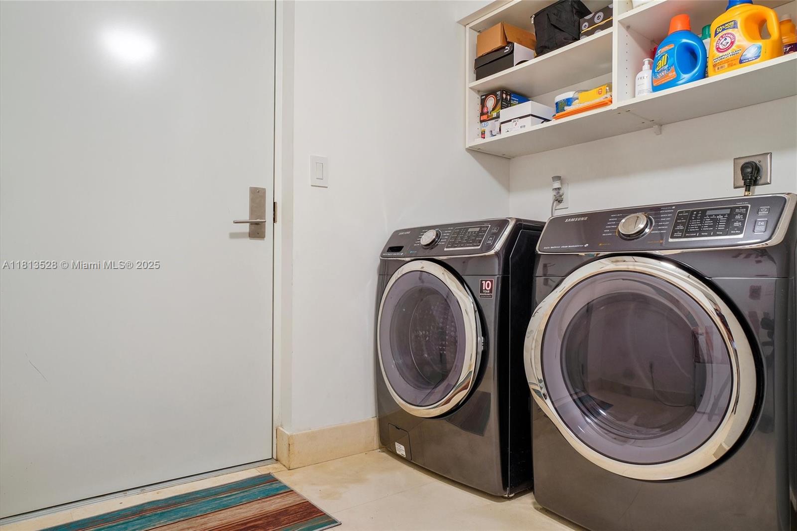 CONTINUUM ON SOUTH BEACH - Residential Lease