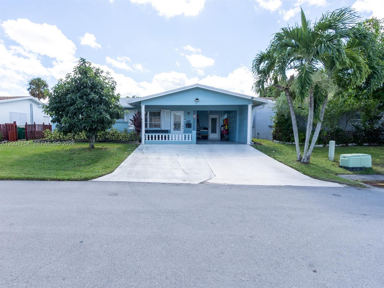 MAINLANDS OF TAMARAC LAKE - Residential