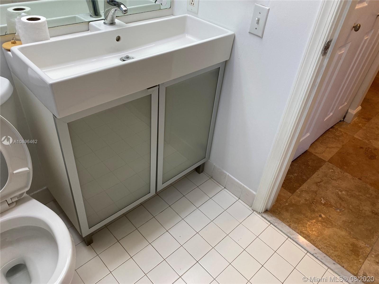 KEYS-GATE NO 2 - Residential