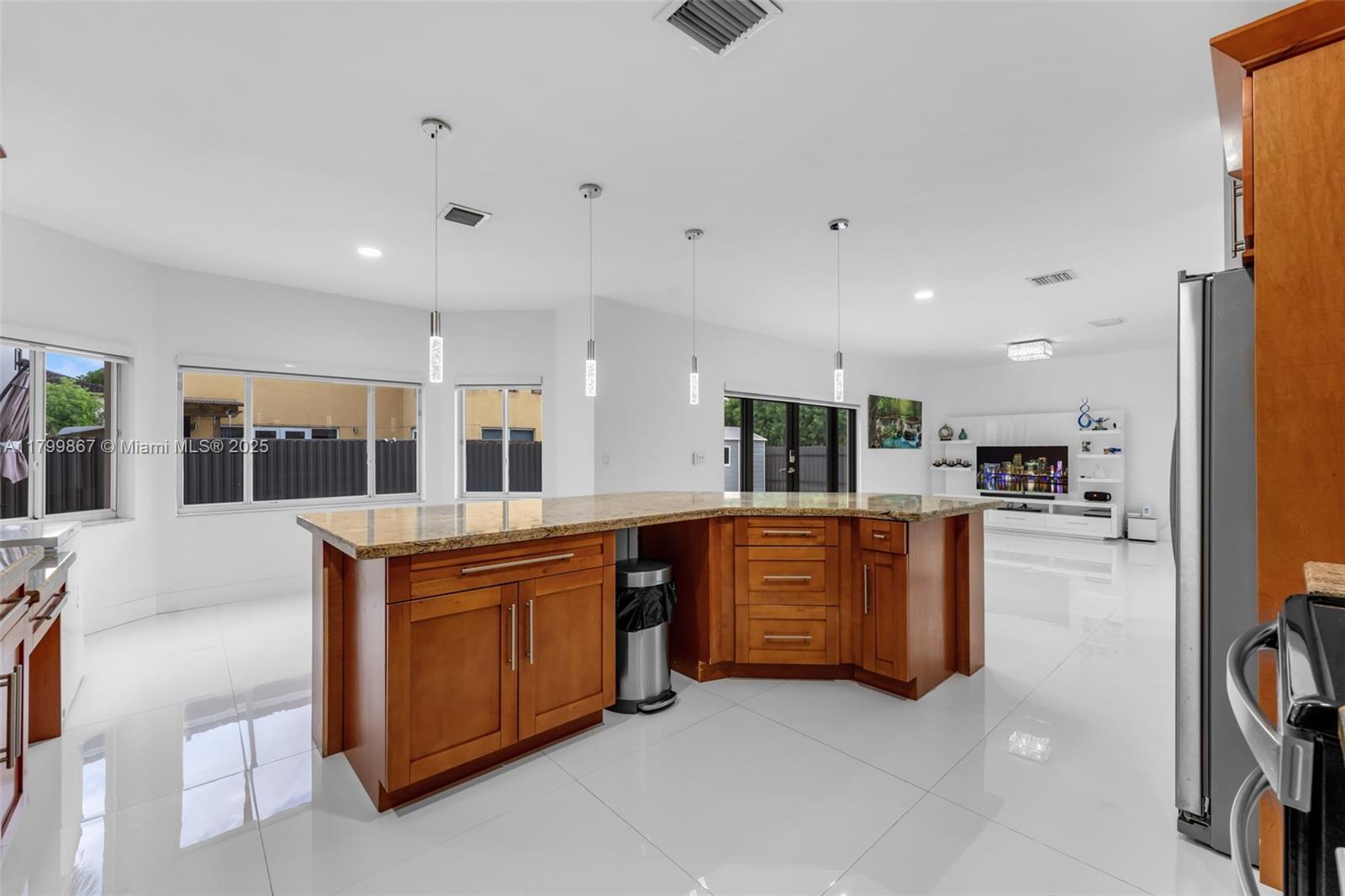 RIEUMONT ESTATES - Residential