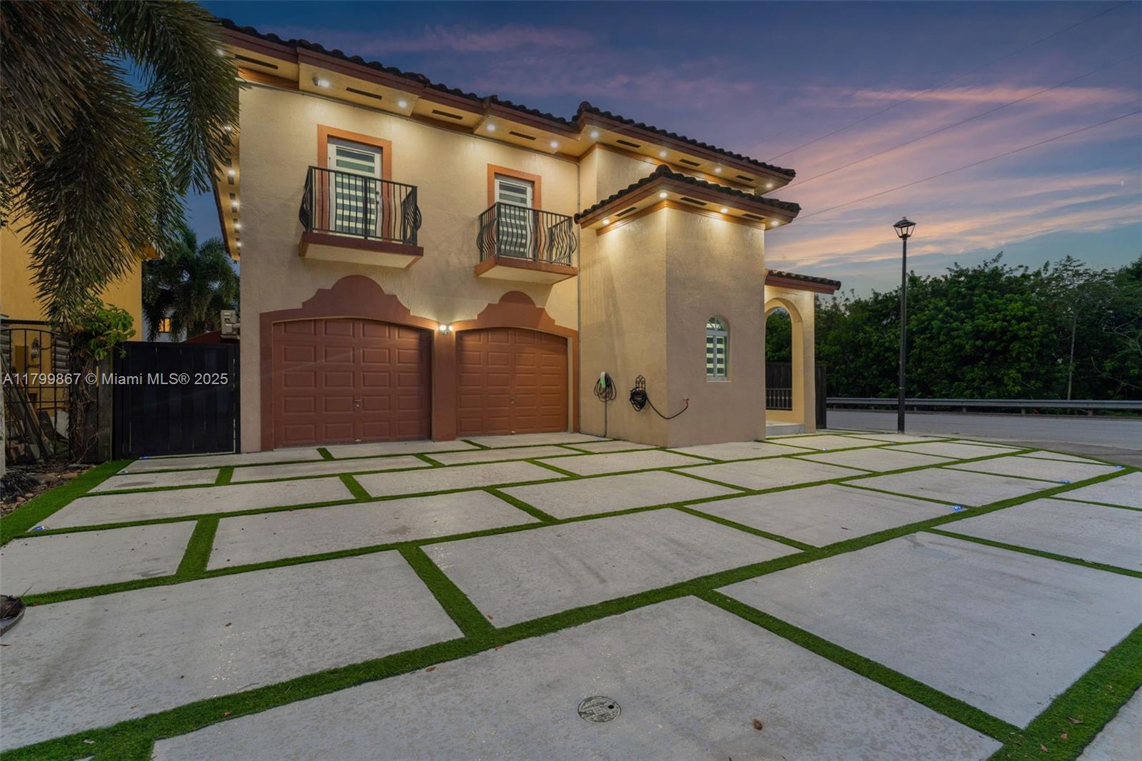 RIEUMONT ESTATES - Residential