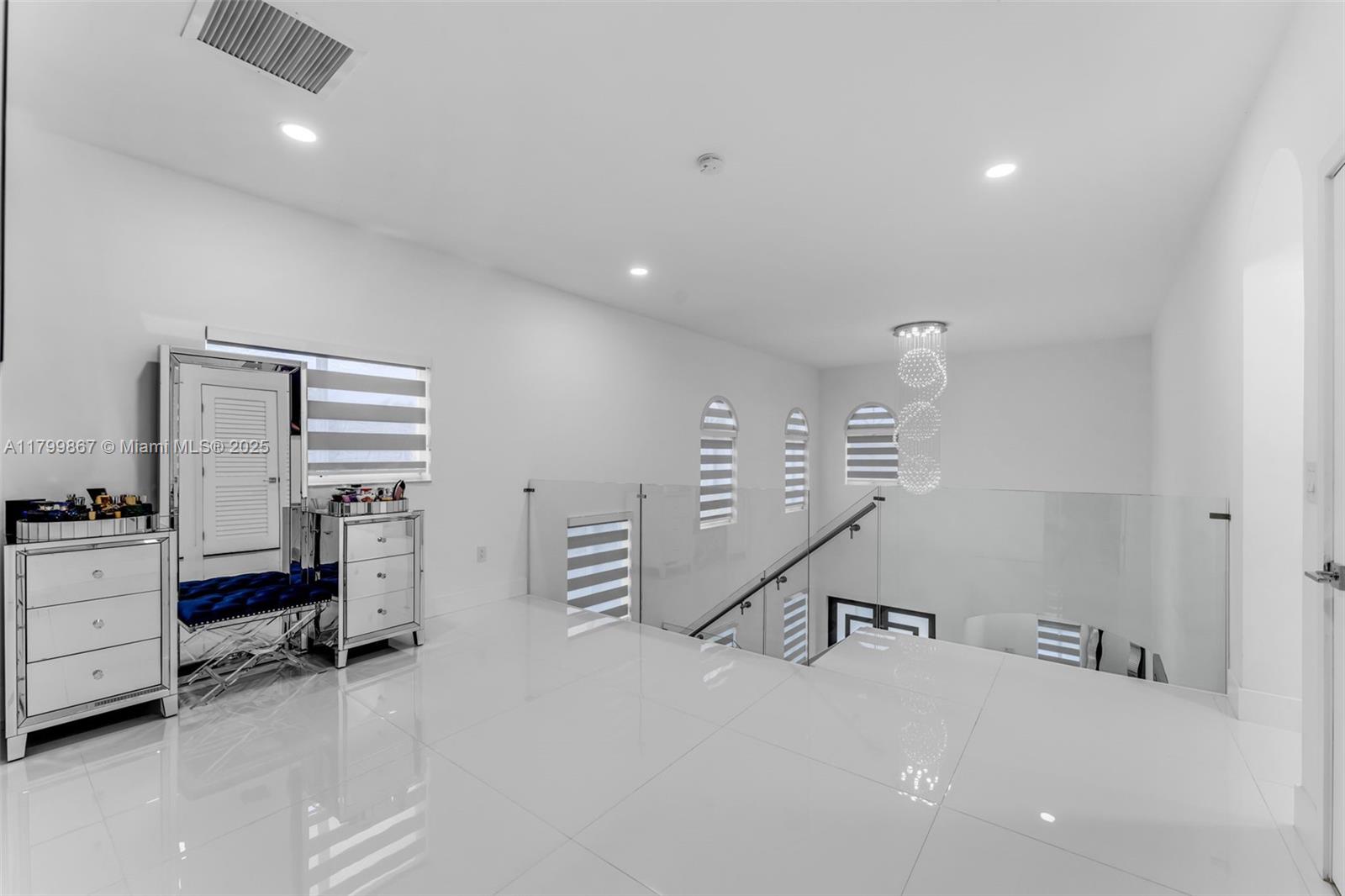 RIEUMONT ESTATES - Residential