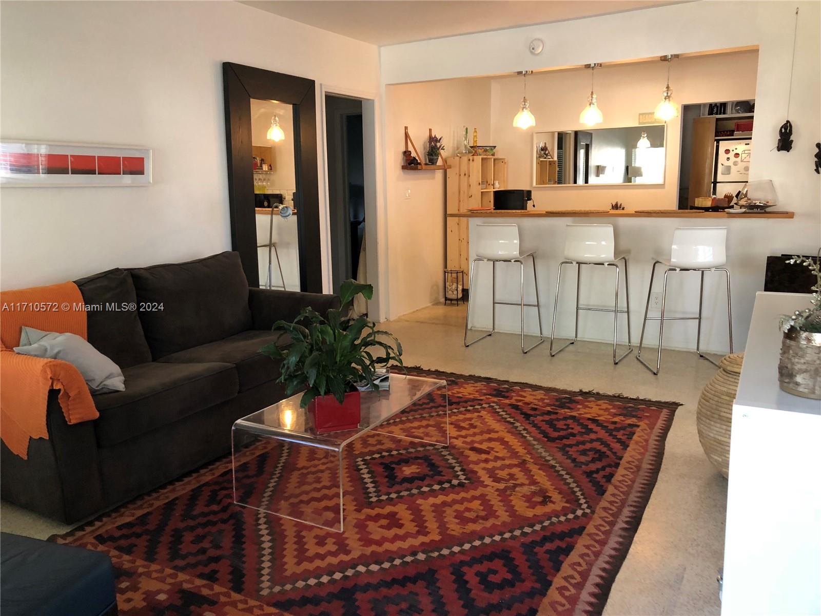 Rental Property at 1160 Sw 22nd Terrace 2, Miami, Broward County, Florida - Bedrooms: 2 
Bathrooms: 1  - $3,650 MO.