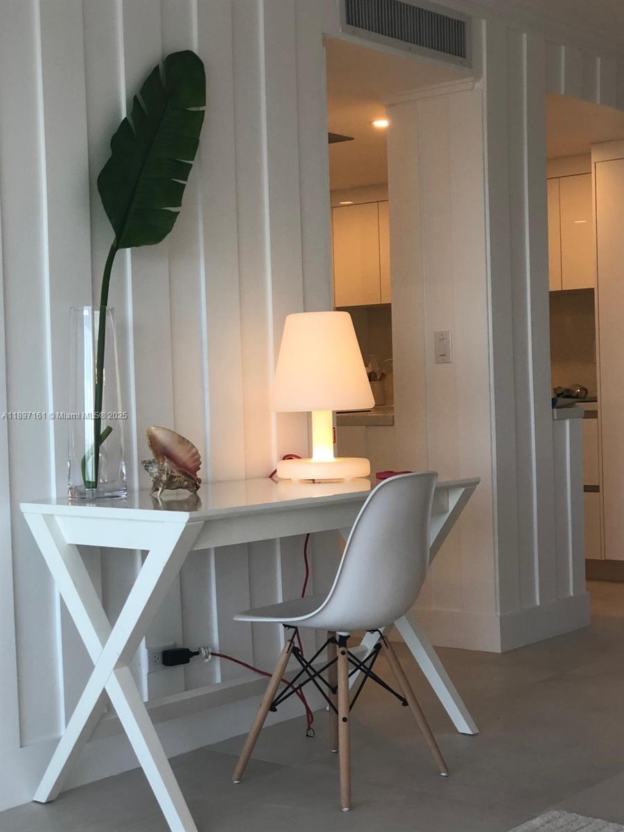 BRICKELL TOWNHOUSE CONDO - Residential Lease