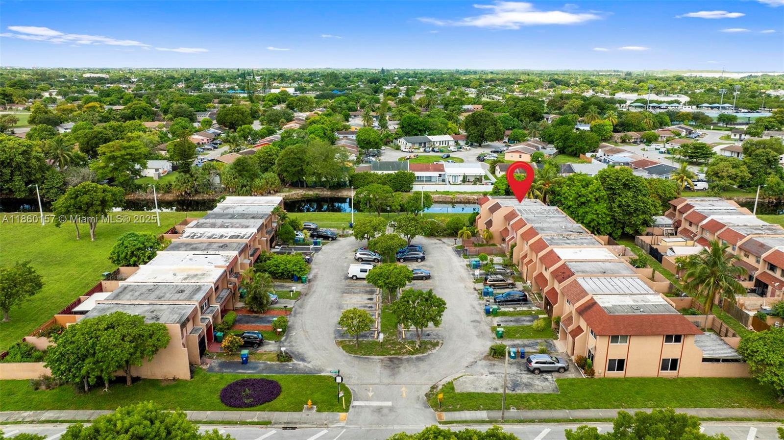 LESLIE ESTATES SEC SEVEN - Residential