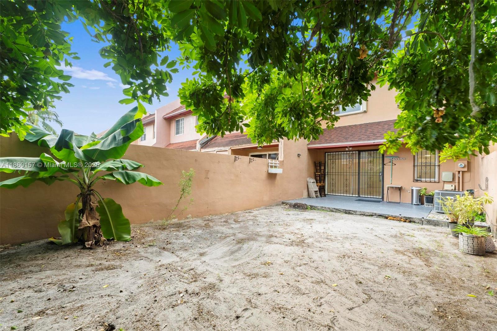 LESLIE ESTATES SEC SEVEN - Residential