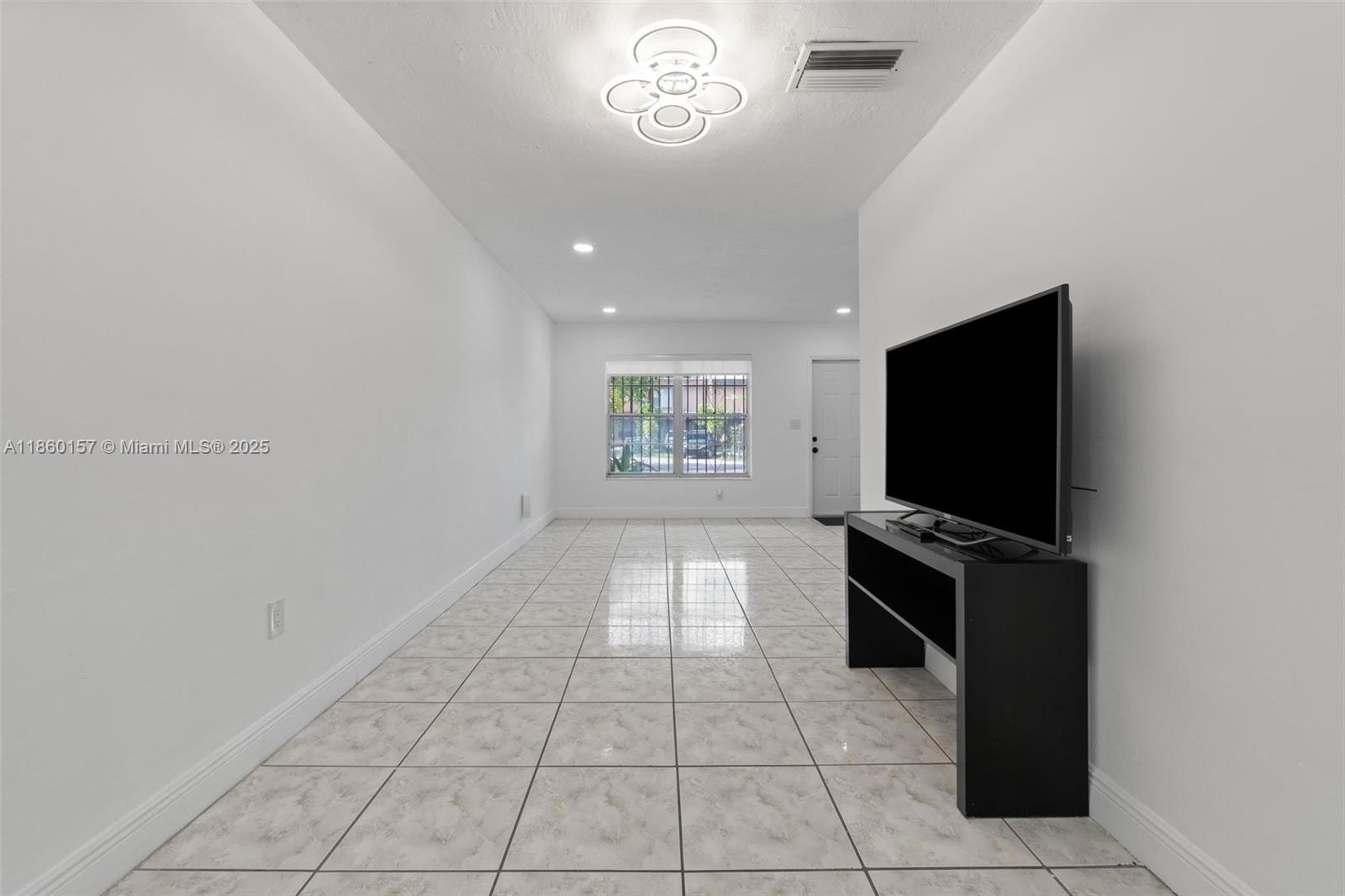 LESLIE ESTATES SEC SEVEN - Residential