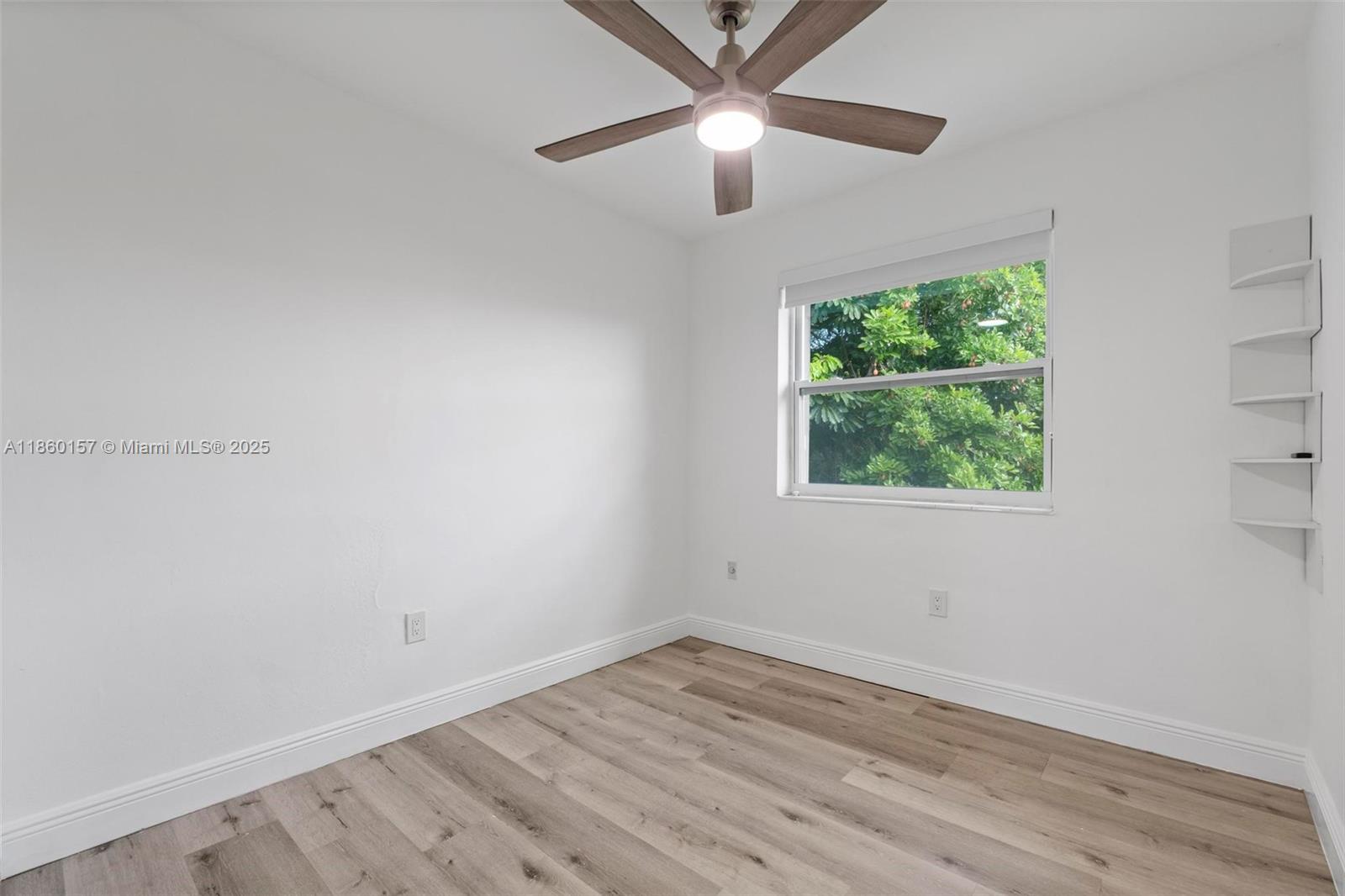 LESLIE ESTATES SEC SEVEN - Residential