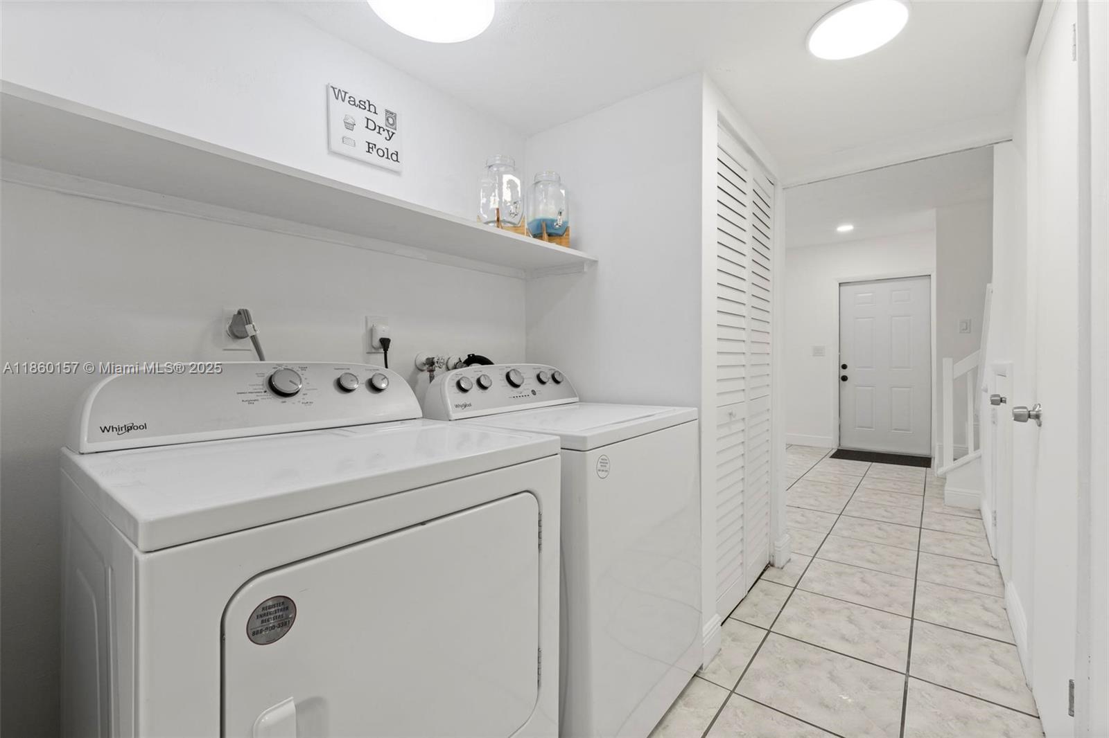 LESLIE ESTATES SEC SEVEN - Residential