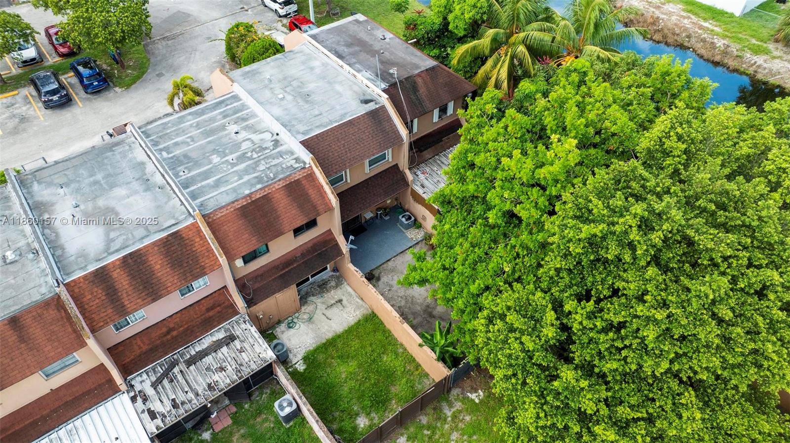 LESLIE ESTATES SEC SEVEN - Residential