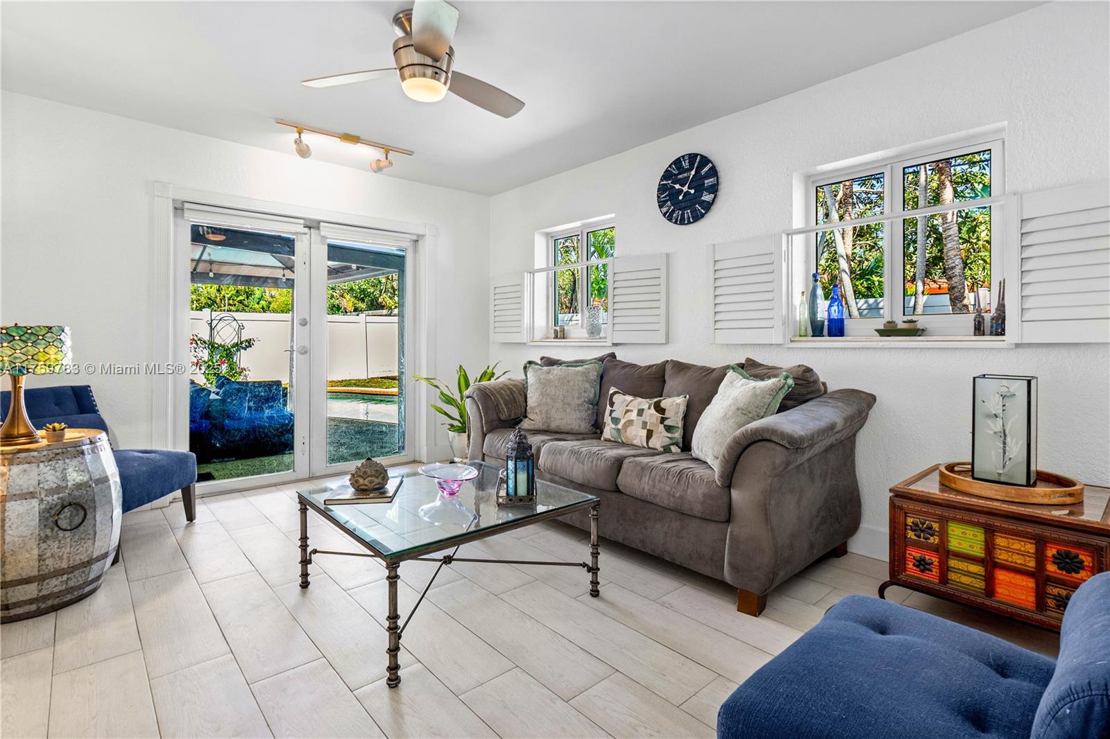 Knoll Ridge - Residential