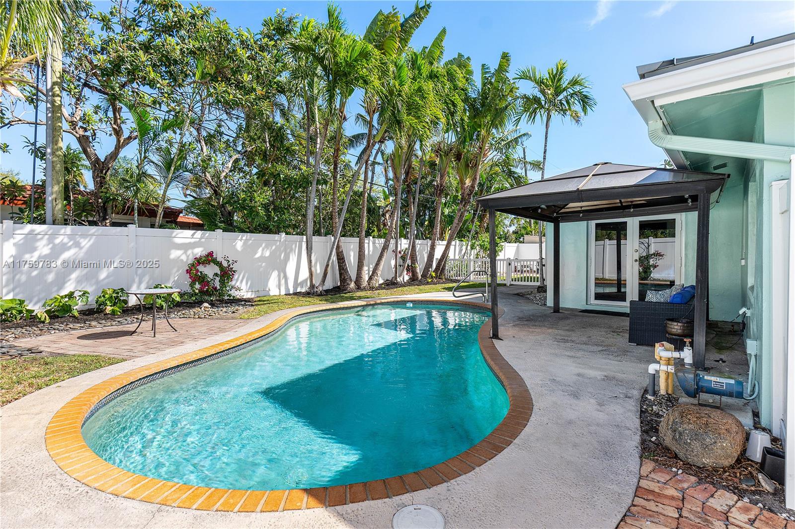 Knoll Ridge - Residential