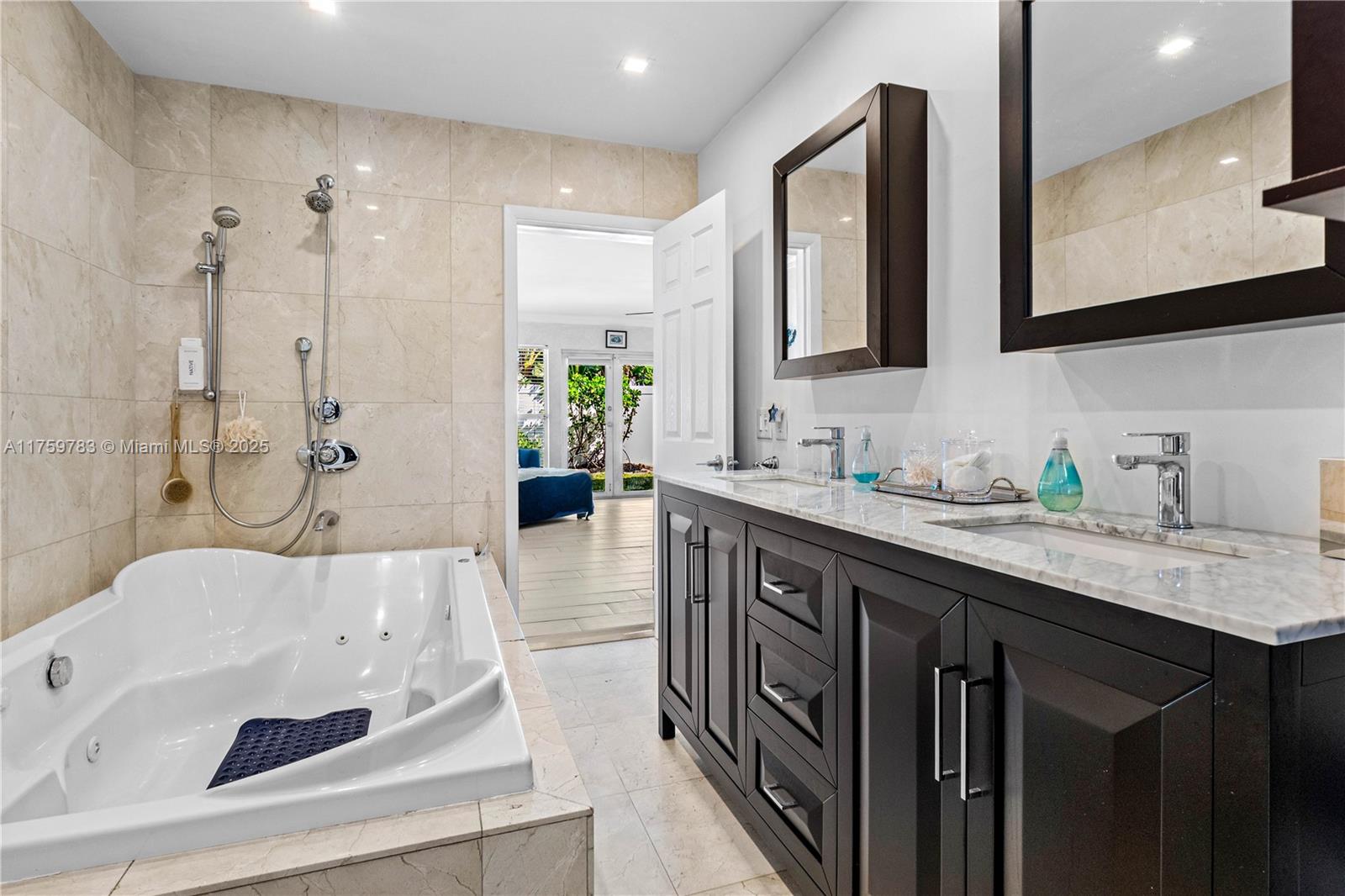 Knoll Ridge - Residential
