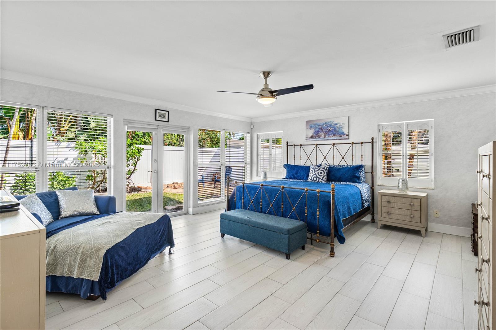 Knoll Ridge - Residential