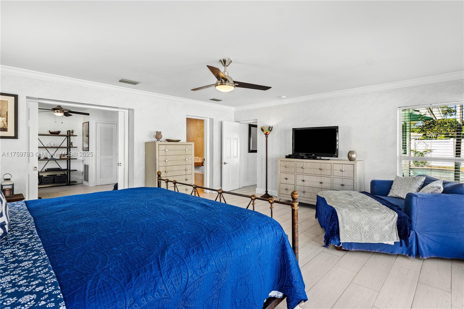 Knoll Ridge - Residential