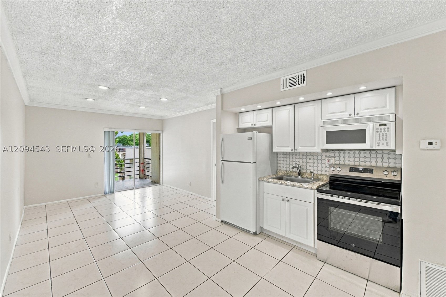 2700 Riverside Dr