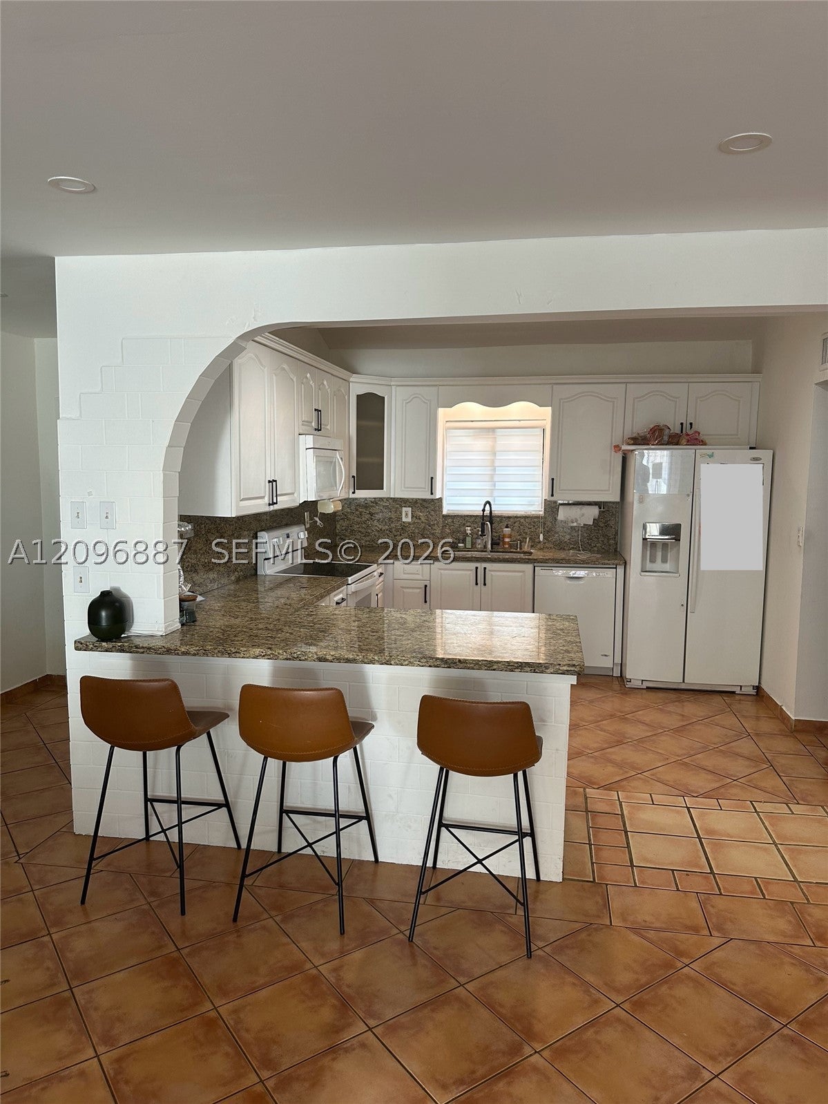 541 NE 199th Ln 2X