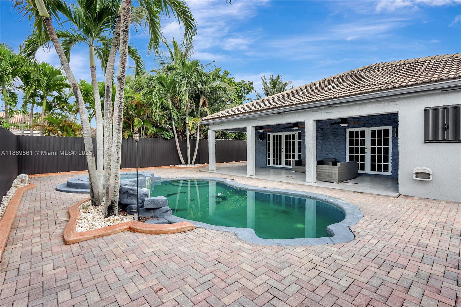 ELISE ESTATES - Residential