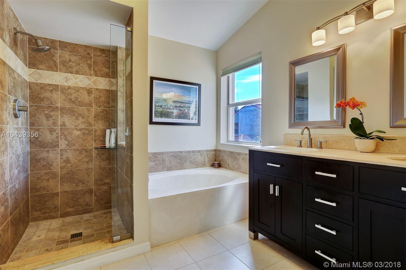 THE PARK - Residential