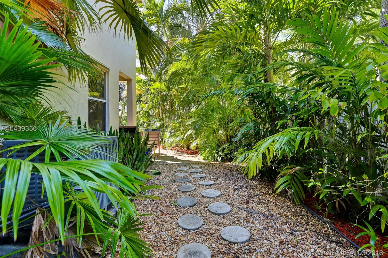 THE PARK - Residential