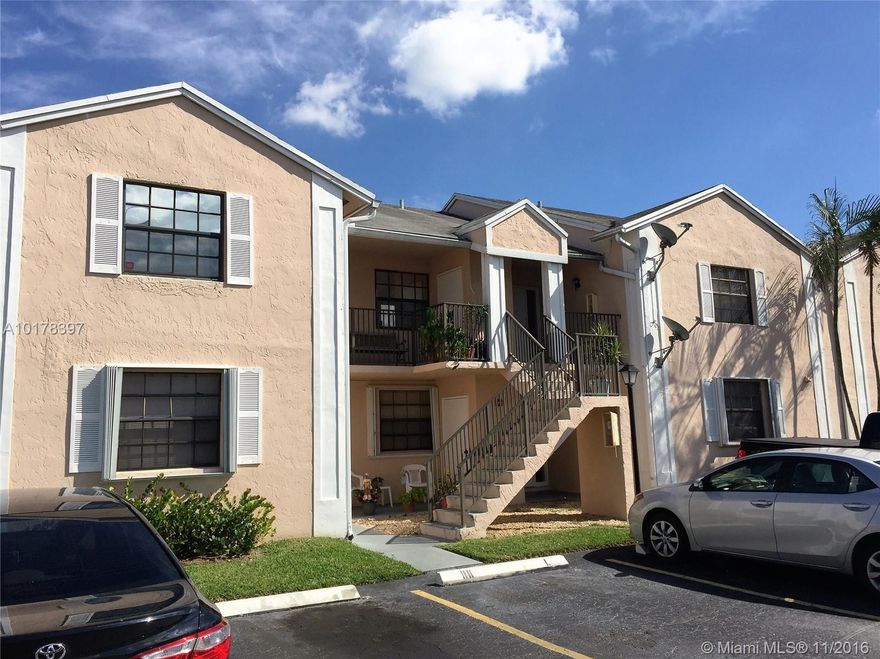 IMPRESSIVELY Spacious 2/2 Condo located in the *EXCLUSIVE* Lakeshore Community that has BEAUTIFUL LAKEVIEWS. GREAT INVESTMENT OPPORTUNITY, can be rented for $1,200/month. GREAT STARTER HOME. Lakeviews are enjoyed from the kitchen, living room, master bedroom & screened patio. Lakeshore's a private gated community that's close to the Turnpike, US-1, Florida-Key Outlet Mall, minutes from Schnebly's Winery, Plenty of dining locations & More. Regular Sale. Seller Motivated. Easy to Show.**THIS WON'T LAST**