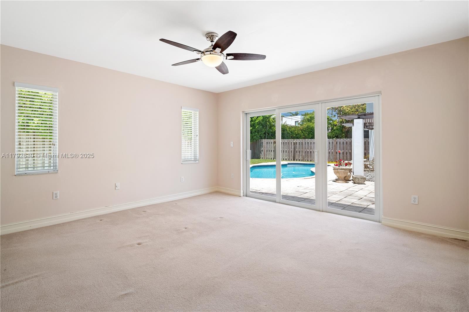 TROPICAL ISLE HOMES SUB 4 - Residential