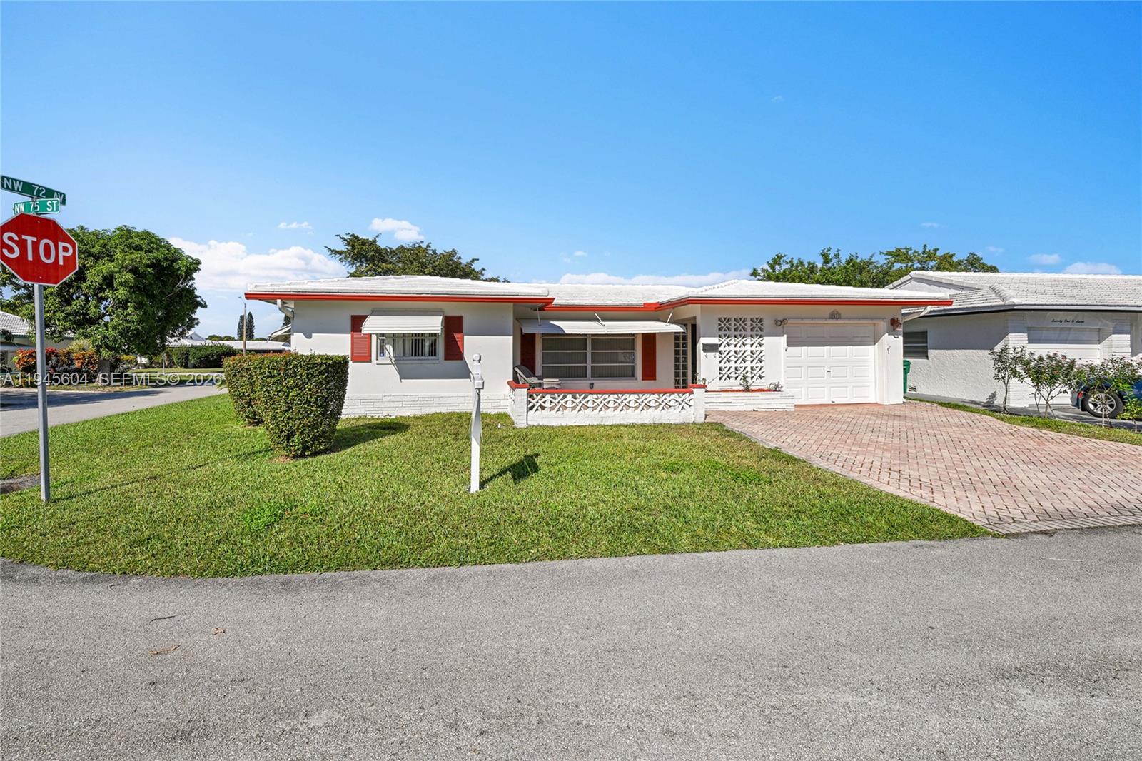 MAINLANDS OF TAMARAC LAKE - Residential