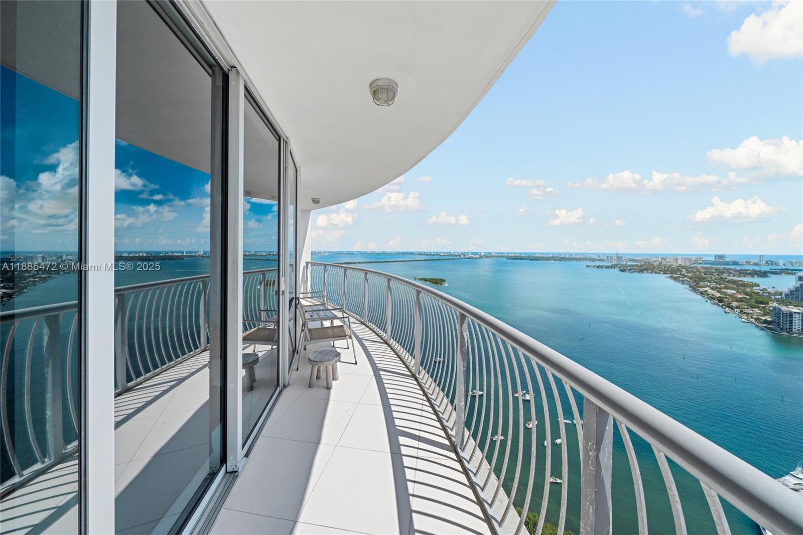 OPERA TOWER CONDO - Residential