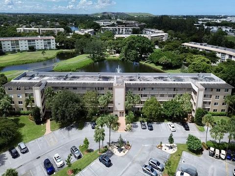 4301 Martinique Cir E4 Coconut Creek FL 33066