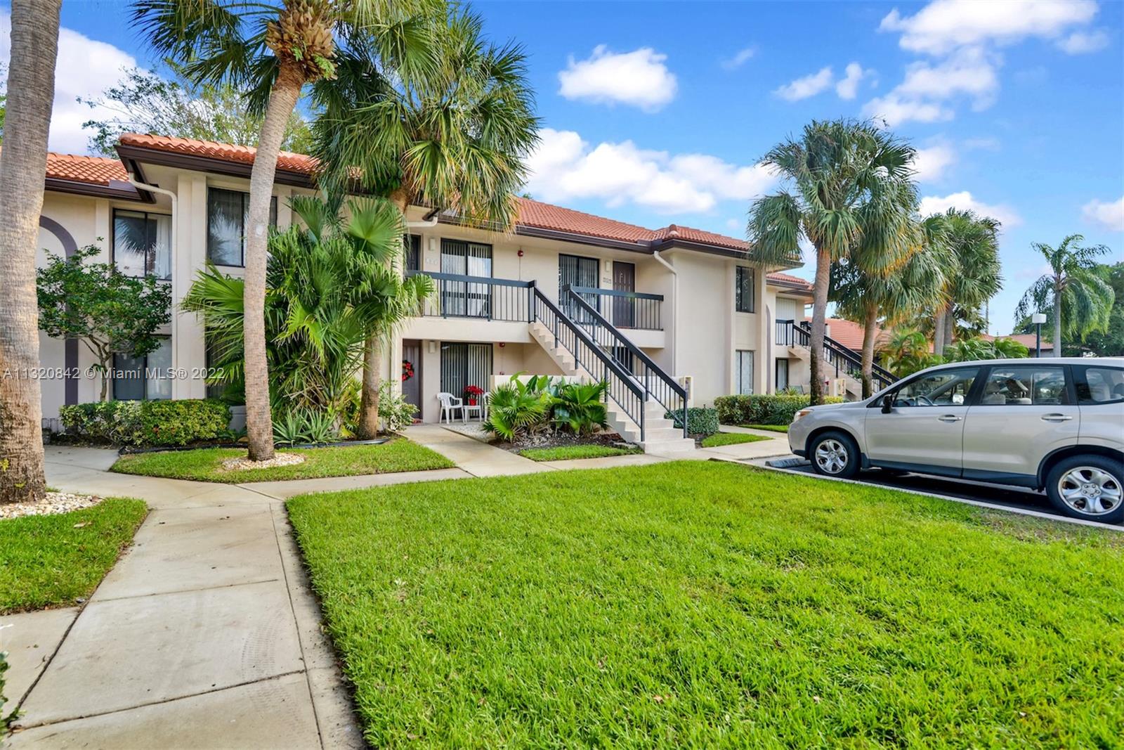 SAN REMO GOLF & TENNIS CL - Residential