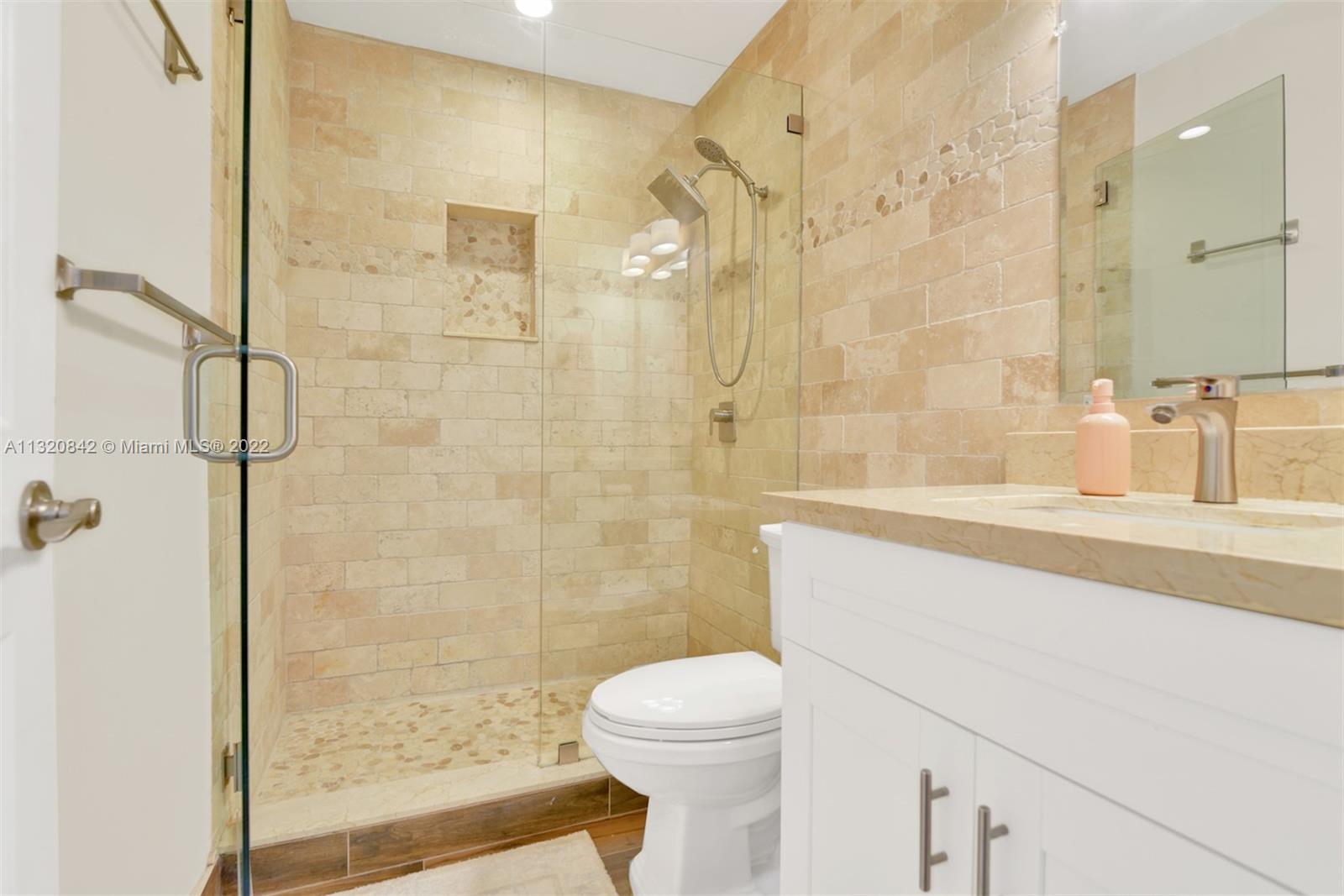 SAN REMO GOLF & TENNIS CL - Residential