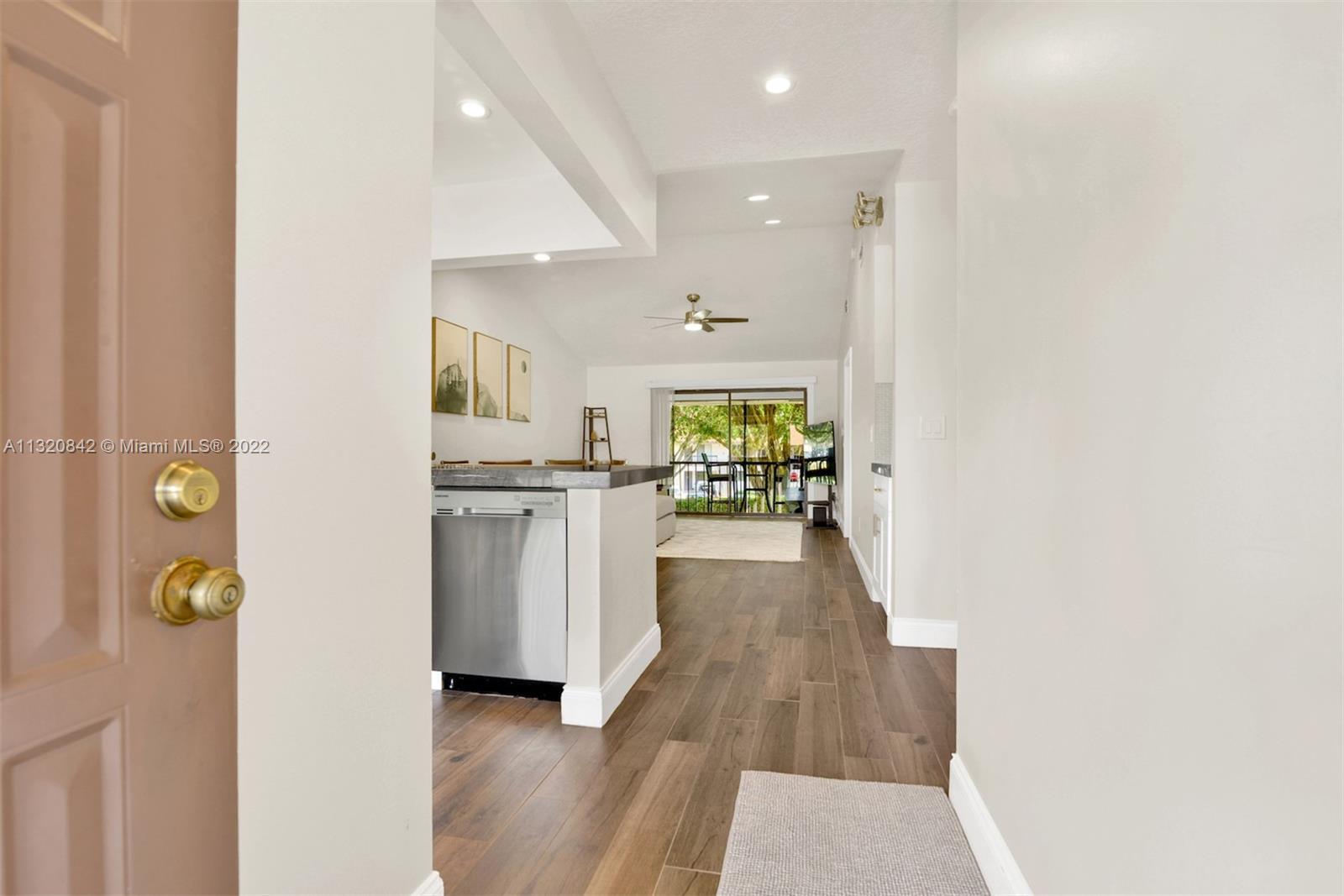 SAN REMO GOLF & TENNIS CL - Residential