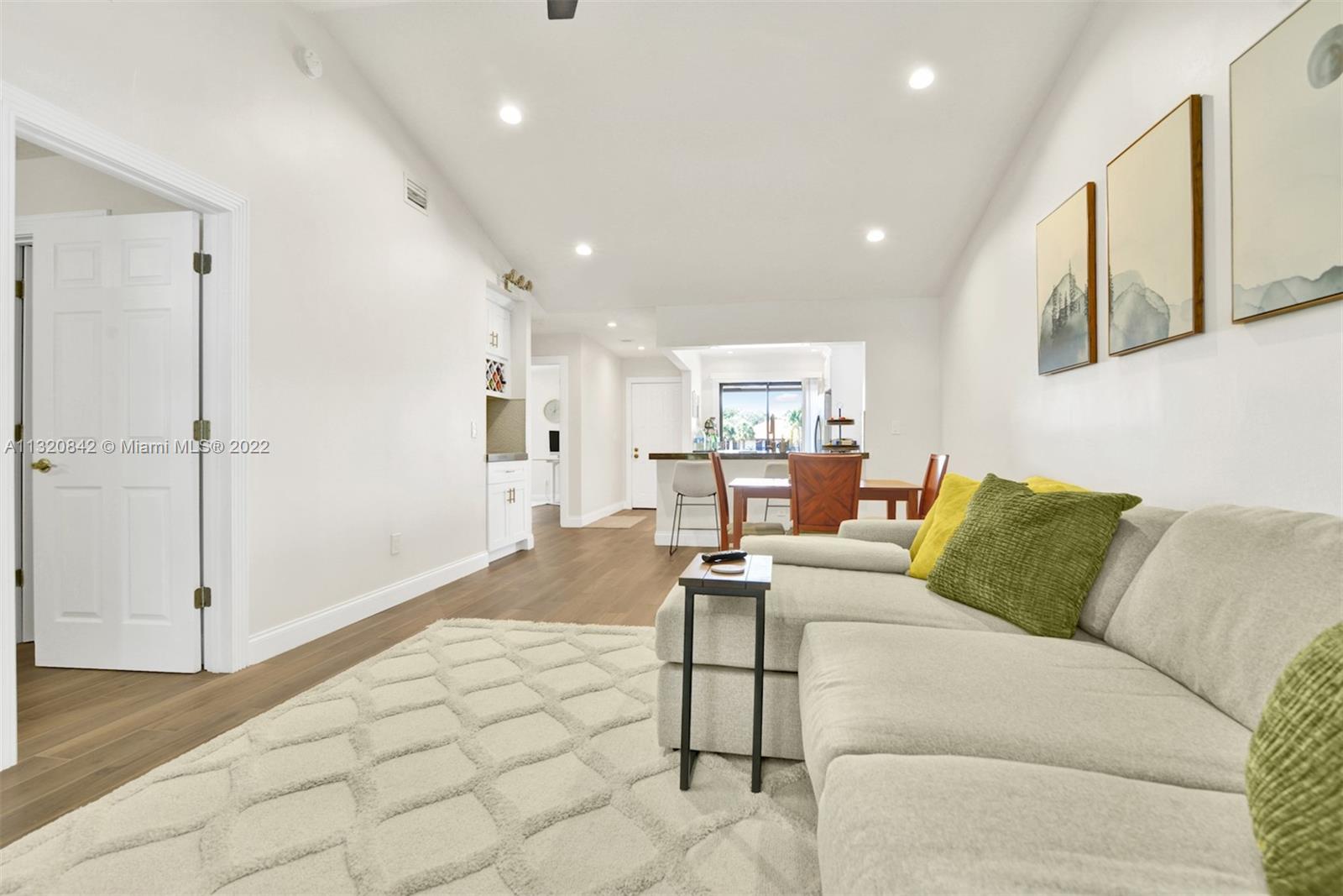 SAN REMO GOLF & TENNIS CL - Residential