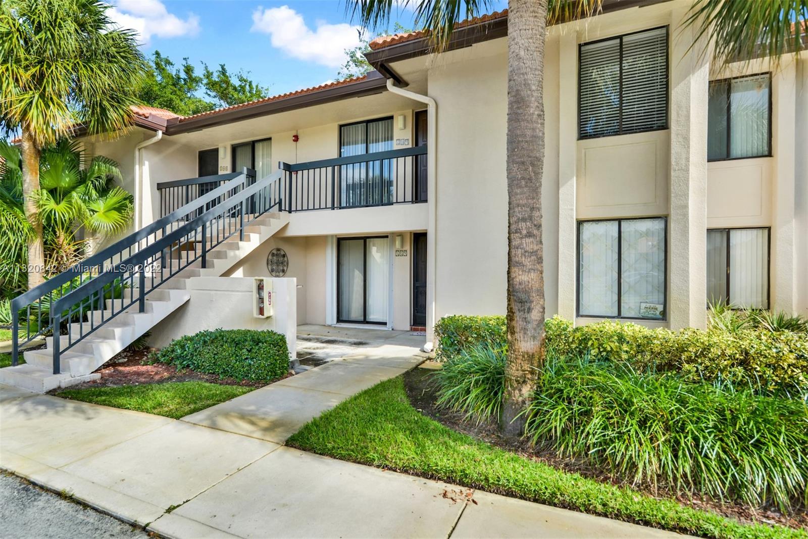 SAN REMO GOLF & TENNIS CL - Residential