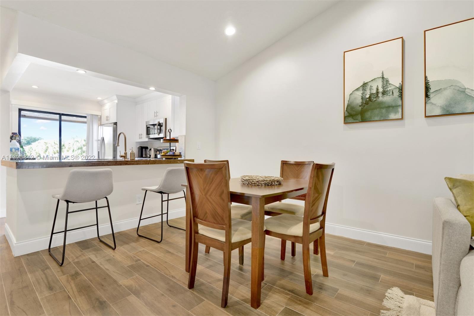 SAN REMO GOLF & TENNIS CL - Residential