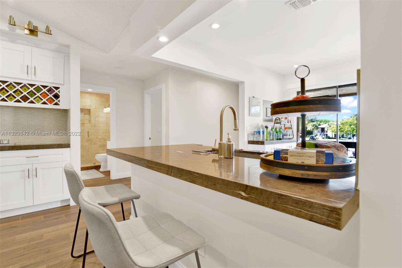 SAN REMO GOLF & TENNIS CL - Residential