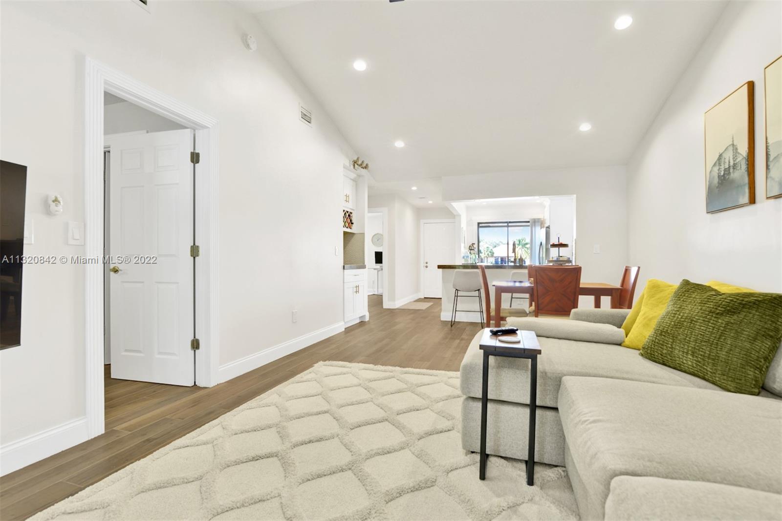 SAN REMO GOLF & TENNIS CL - Residential