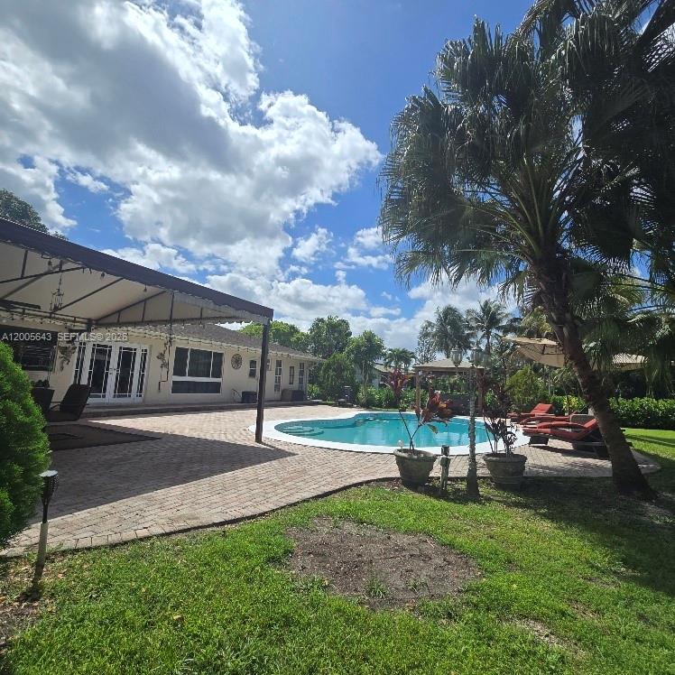 EVERGLADES LAND CO - Residential