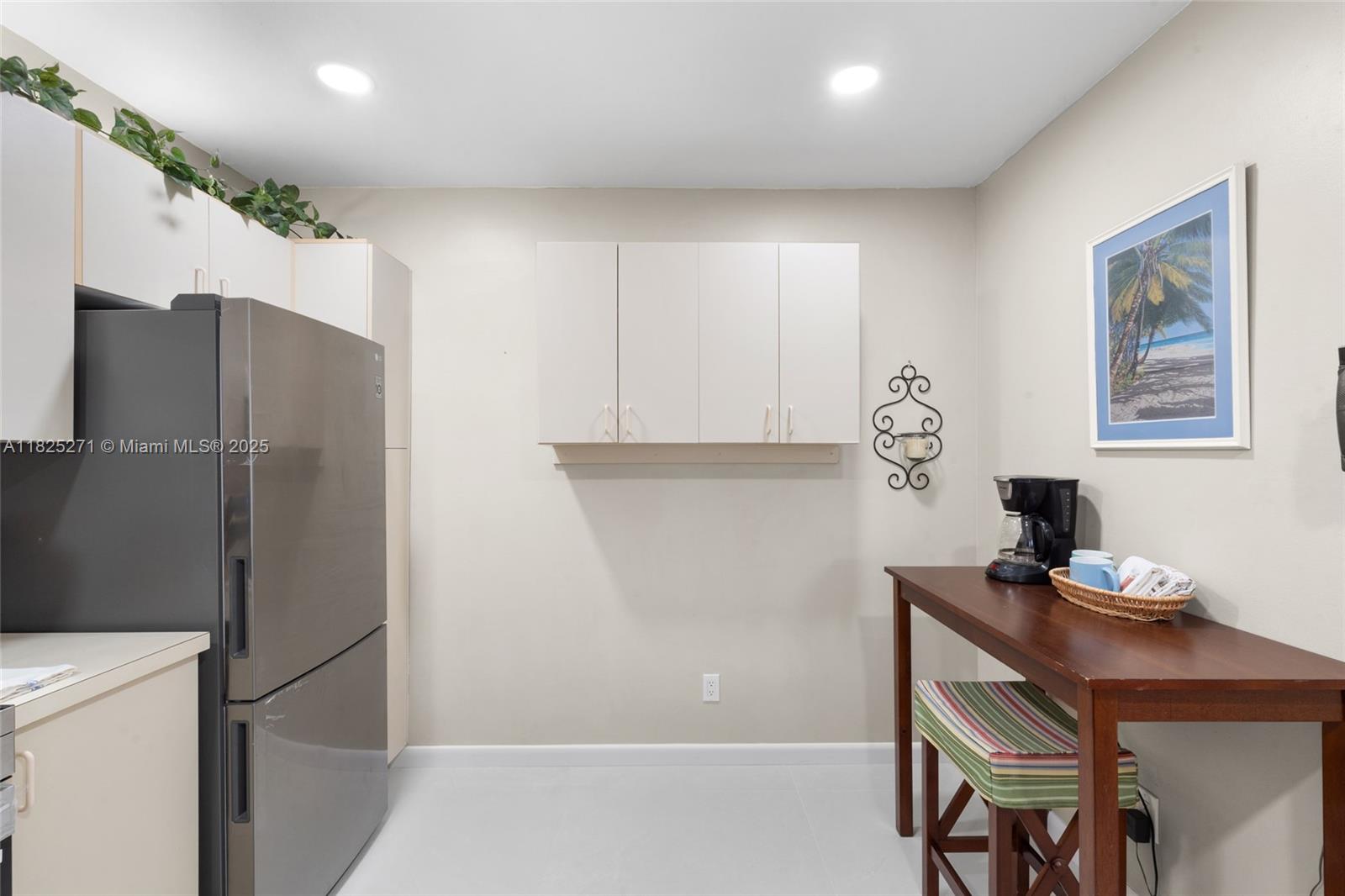 GREEN HILLS PARK WEST NO - Residential