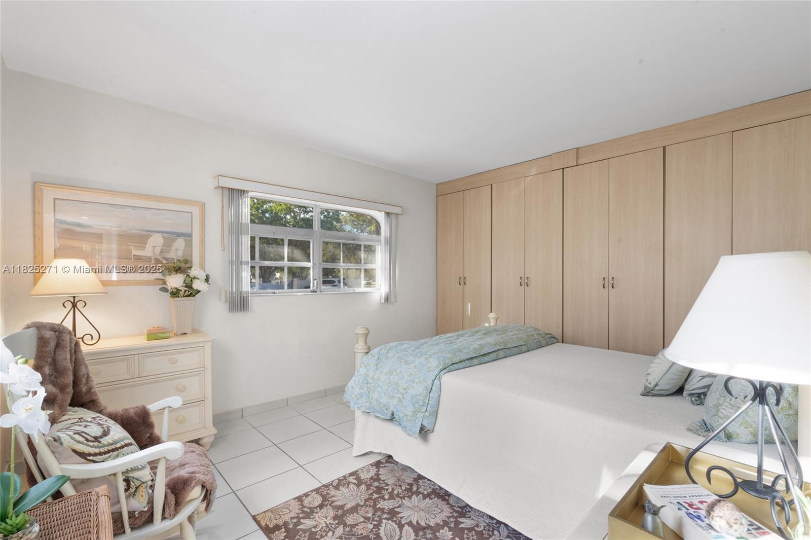 GREEN HILLS PARK WEST NO - Residential