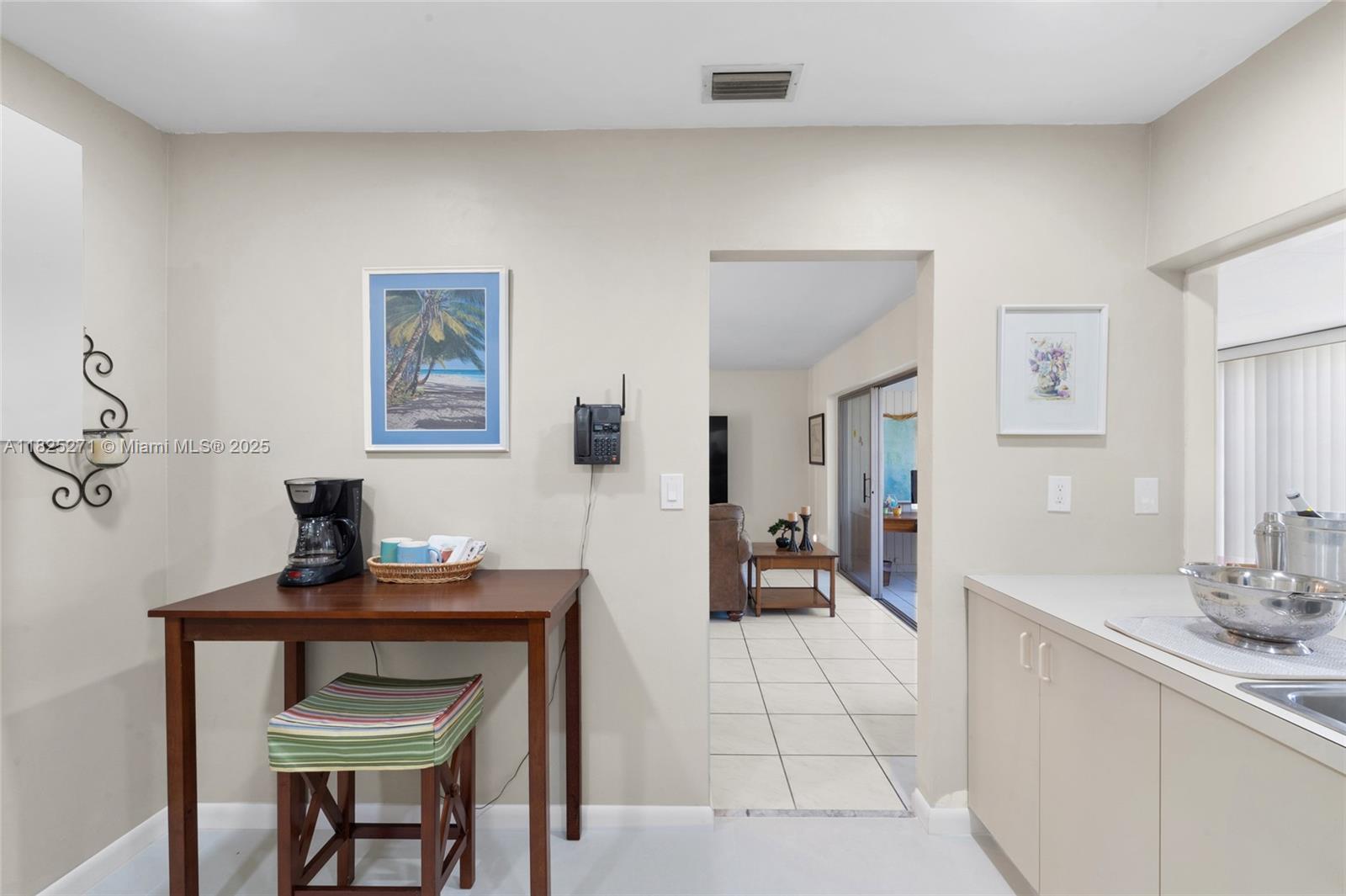 GREEN HILLS PARK WEST NO - Residential