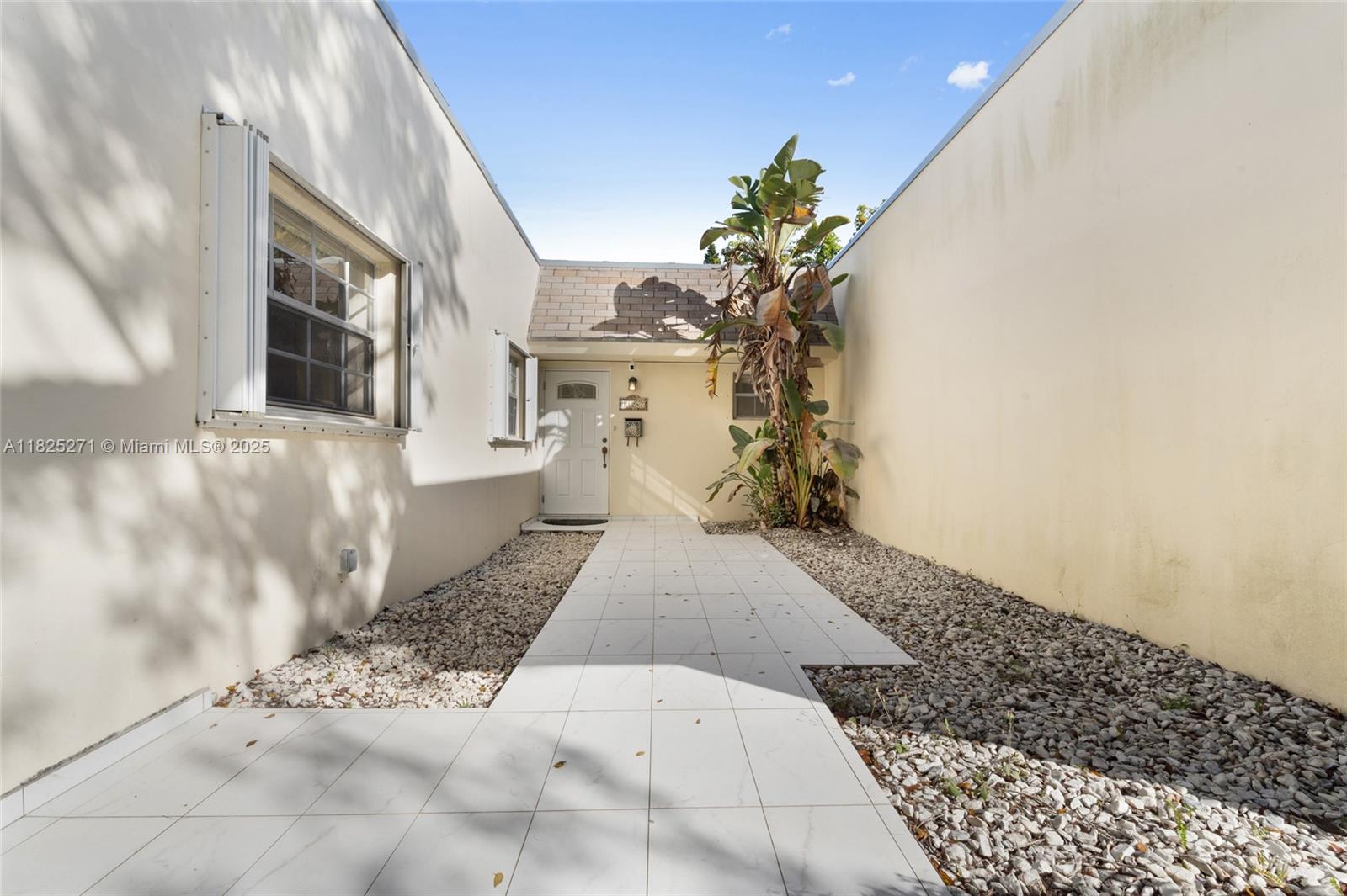 GREEN HILLS PARK WEST NO - Residential