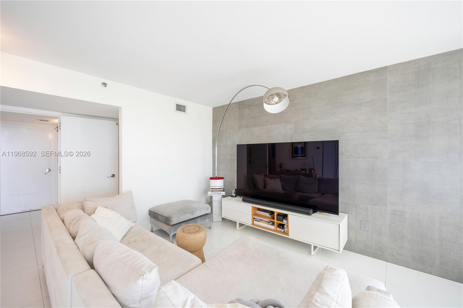 THE GRANDVIEW CONDO - Residential